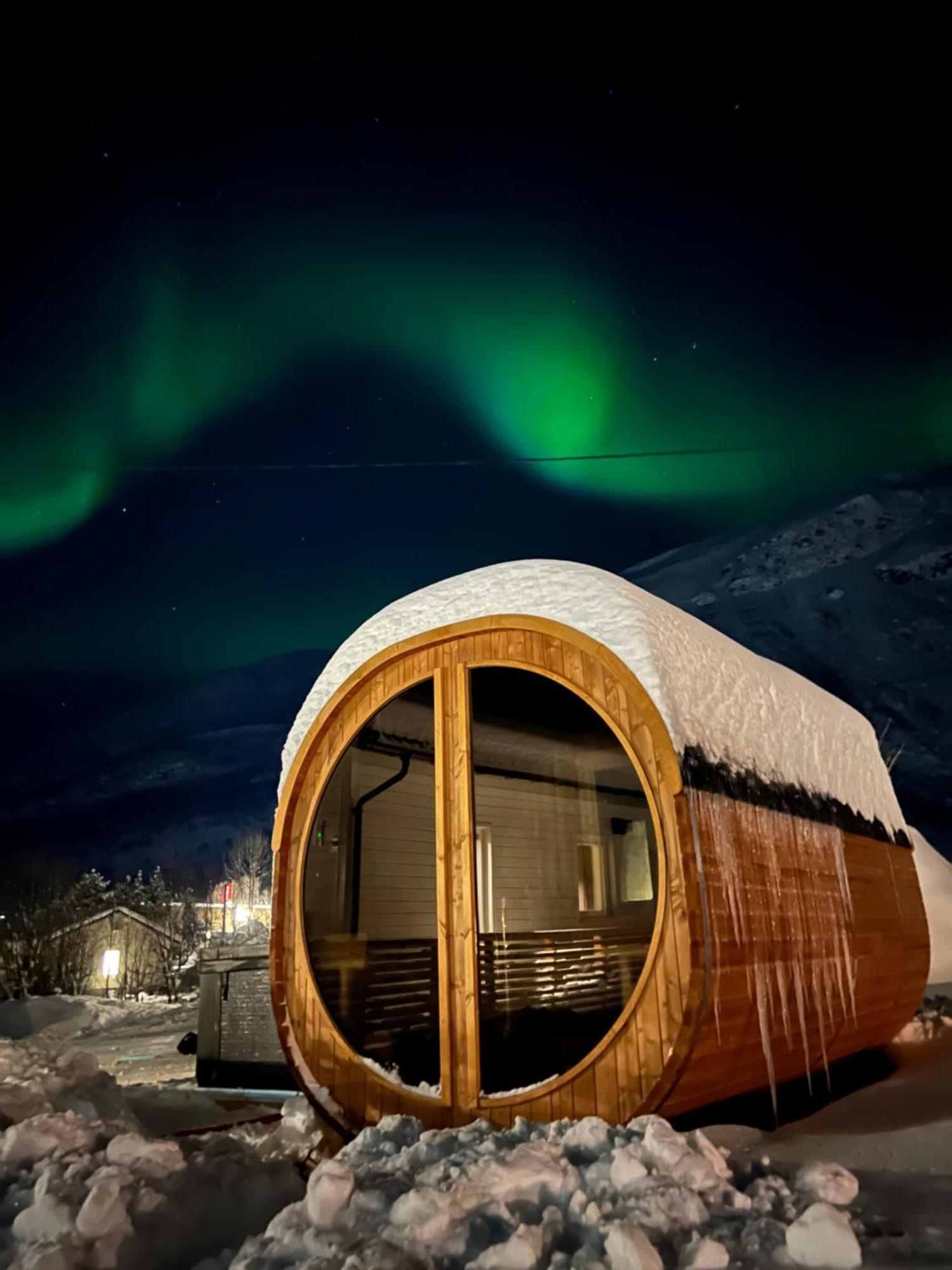 Alpan Apartments, Lyngenfjord Olderdalen Екстериор снимка
