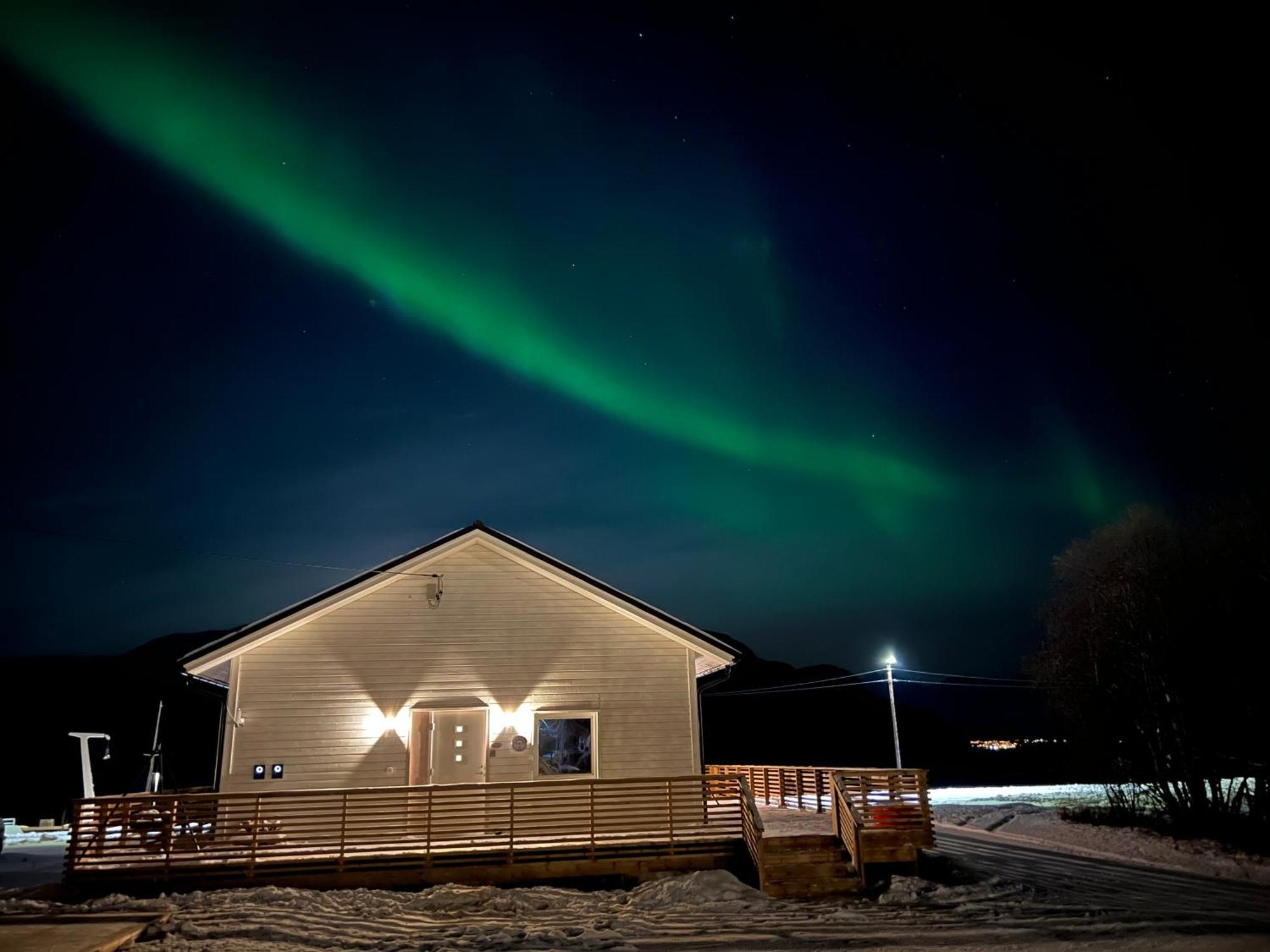 Alpan Apartments, Lyngenfjord Olderdalen Екстериор снимка