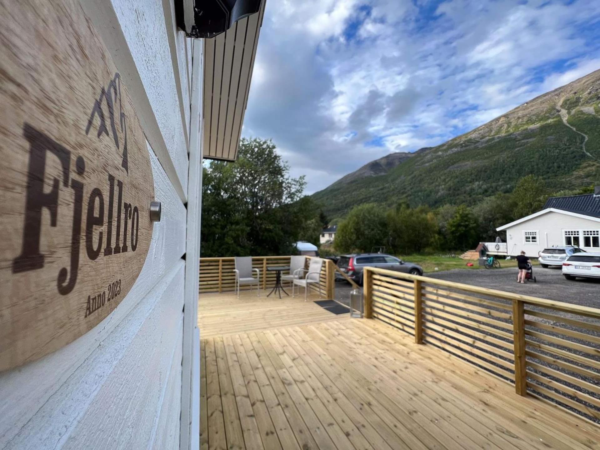 Alpan Apartments, Lyngenfjord Olderdalen Екстериор снимка