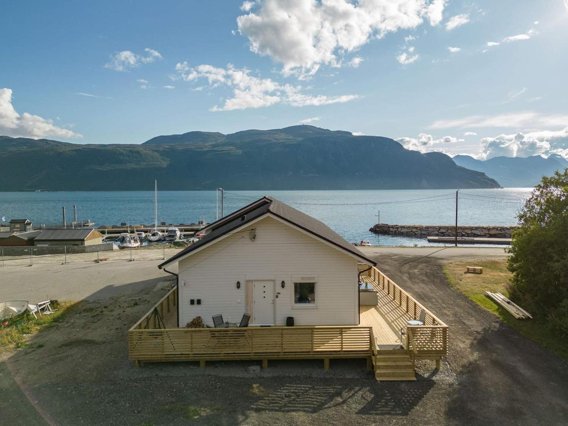 Alpan Apartments, Lyngenfjord Olderdalen Екстериор снимка