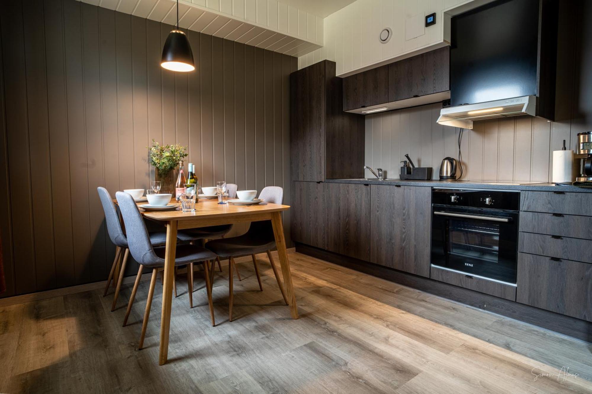 Alpan Apartments, Lyngenfjord Olderdalen Екстериор снимка