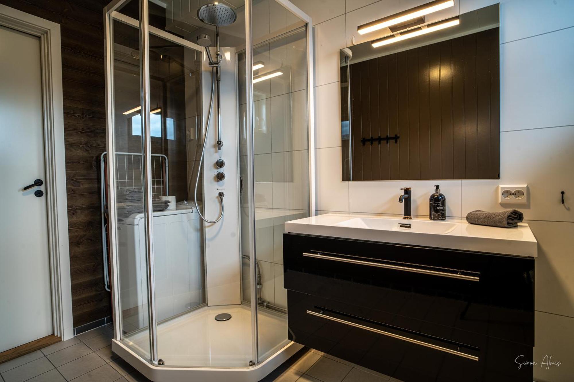 Alpan Apartments, Lyngenfjord Olderdalen Екстериор снимка