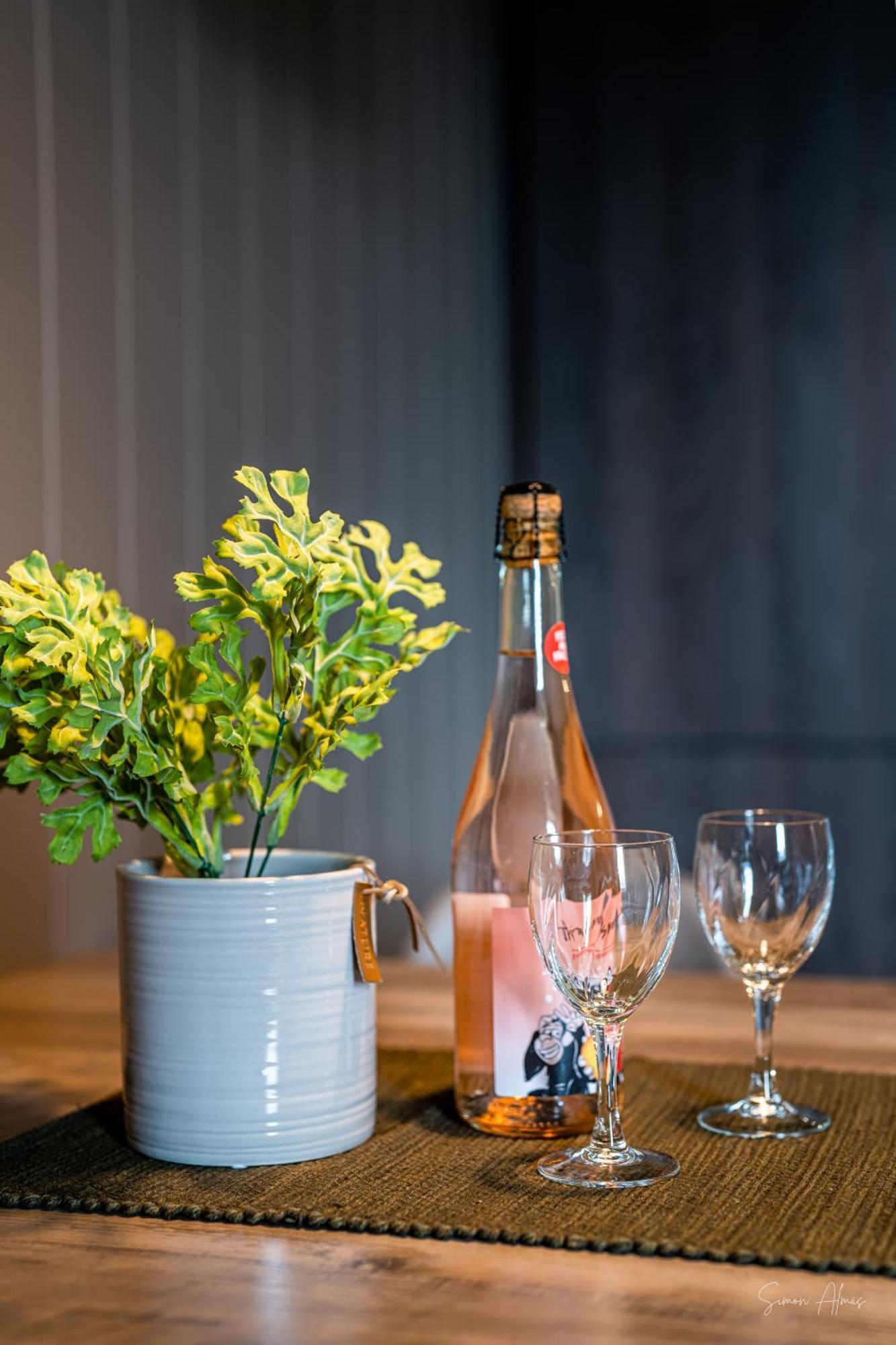 Alpan Apartments, Lyngenfjord Olderdalen Екстериор снимка